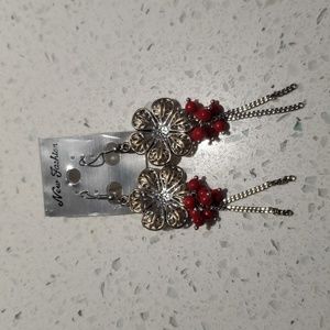 Cute flower earrings with dangling red beads and chains